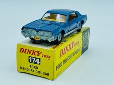 DINKY TOYS 174 FORD Mercury Cougar 1.43