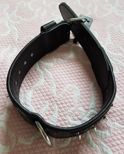 Superbe collier cuir clouté