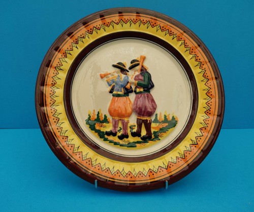 Assiette signée henriot - signée,