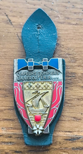 Insigne sapeurs pompiers - sapeurs,