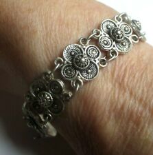 bracelet couleur argent maillons finement gravés main de Fatma bijou rétro 5012