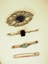 LOT 4 BROCHES ANCIENNES ART