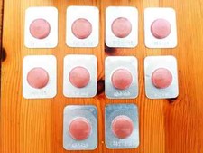 Rouge à lèvres Agnès b beige doré NEUF