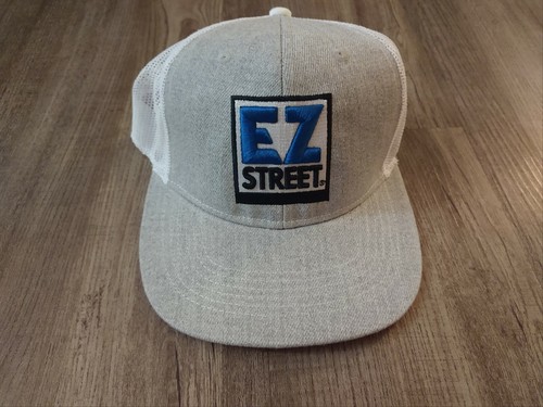 Street mercom trucker hat - street,