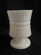 Petit Pot Vase en Albatre