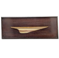 Demi coque profilée de bateau