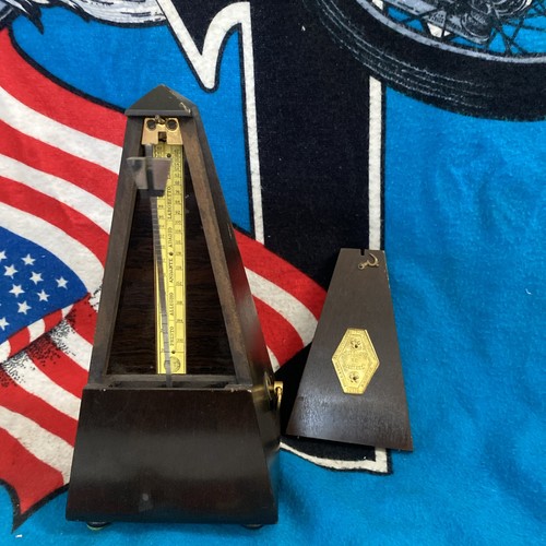 Vintage wind metronome - wind, de