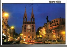13 MARSEILLE Eglise des Réformés TAXI Peugeot 405 & 305 Renault 5  R5