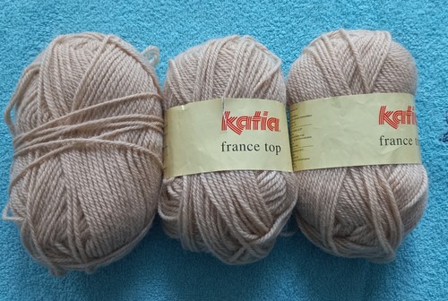 Lot pelotes de laine - de, 3