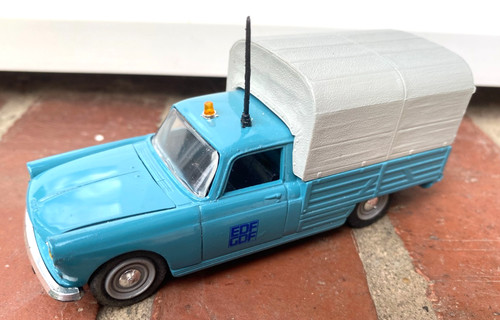 Peugeot 404 pick - peugeot,