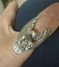 GROSSE  BAGUE ANCIENNE AIGLE