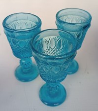 Lot de 3 anciens jolis verres