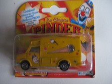 VEHICULE MINIATURE DE MARQUE MAJORETTE - CIRQUE PINDER - MARCHAND DE GLACE -