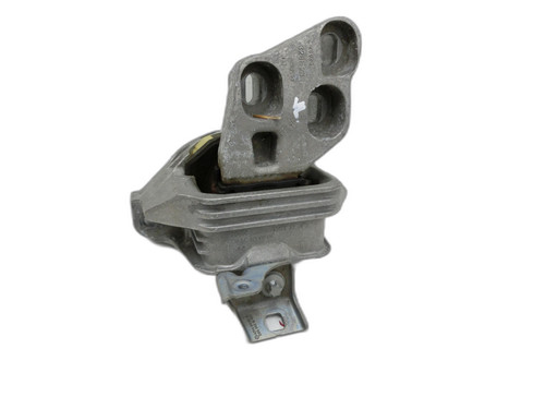 Fixation moteur les - , roulements