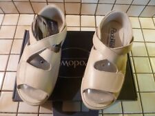Chaussure orthopédique Podowell cuir extensible CHUT AWELL beige neuves- V 100 €