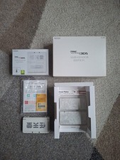 New Nintendo 3DS Ambassador Edition RARE - EXCELLENT ETAT - Complet / Chargeur