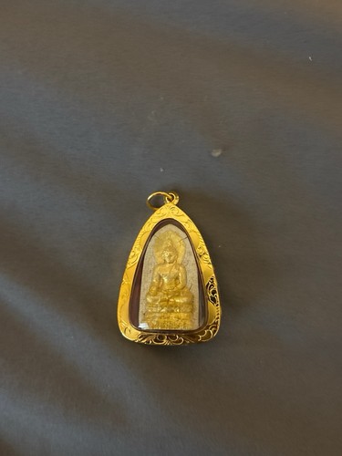Solid thai gold - phra, pairee