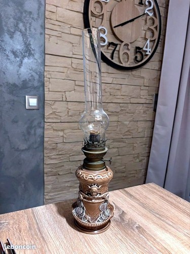 Superbe lampe pétrole - superbe,