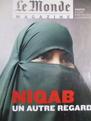 Monde magazine - monde, (2010)