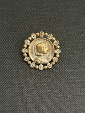 Ancien Broche Jeanne d'Arc En Métal Argente