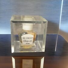 SO SWEET de SCHIAPARELLI - Miniature Parfum - 1 ml - Dans sa Boîte Plexiglas