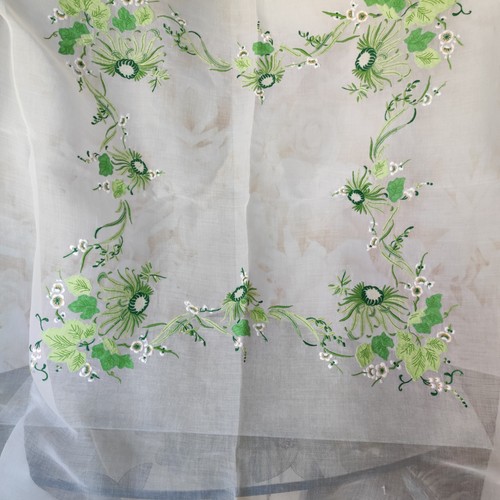 Nappe organdi madère broderie - nappe,
