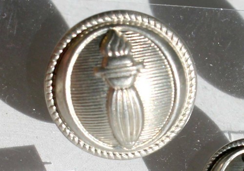 Bouton uniforme ancien - bouton,