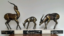 Sculpture en régule art déco Antilopes Gazelles grandes dimensions 65 cm long