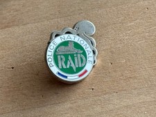 b  PINS PIN ARMEE POLICE NATIONALE RAID