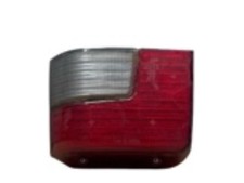 Feu arriere principal droit