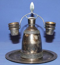 Ancien ensemble bouteille art