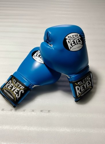 Cleto reyes blue - reyes, boxing
