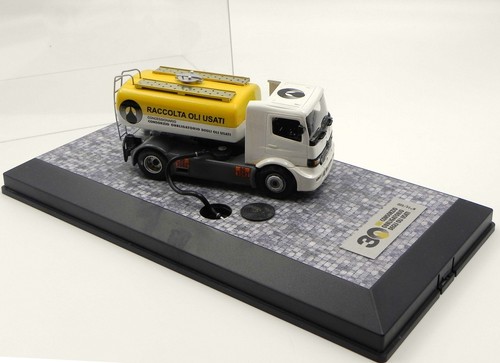 Camion citerné mercedes 43 - citerné, 1:43