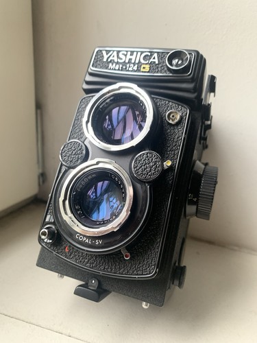 Yashica mat 124g - yashica,