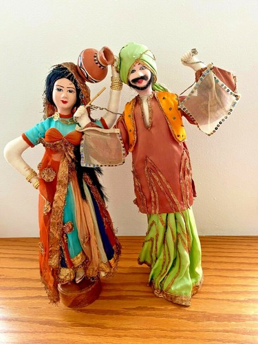 Dancing pair dolls - pair,