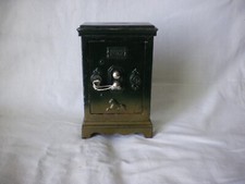 Tirelire en métal, coffre-fort