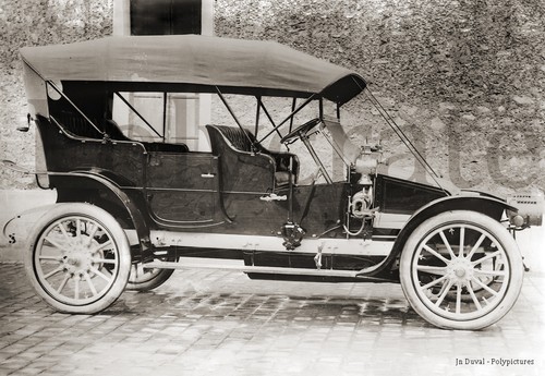 Automobile voiture ancienne
