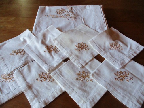 Service table 69 nappe - service,