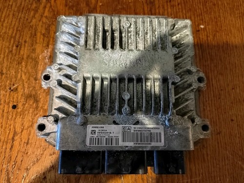 Calculateur moteur peugeot - calculateur,