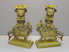 -2 SUPERBES BOUGEOIRS A MAIN BRONZE NIII LIONS / TIGRES CHIMERES dans VOLUTES  D