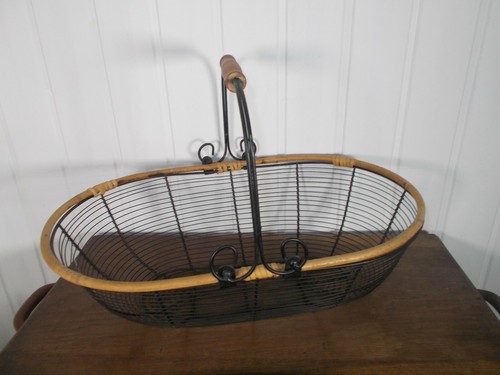 Art populaire panier trotteur - ,