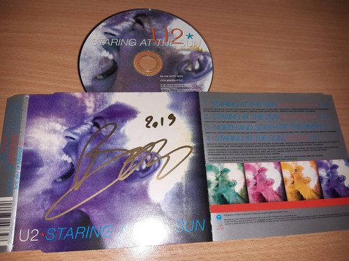 Autograph staring the - autograph,