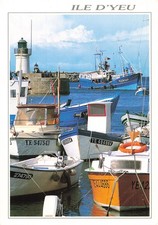 85 L ILE D YEU BATEAUX DE PECHE