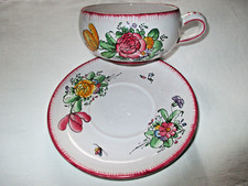 TASSE ET SOUS TASSE, DEJEUNER EN FAÏENCE D’ANGOULEME SIGNE AR A, ALFRED RENOLEAU