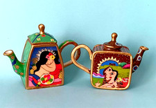 2 THEIERES de collection