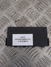 Boitier fusible - TOYOTA YARIS