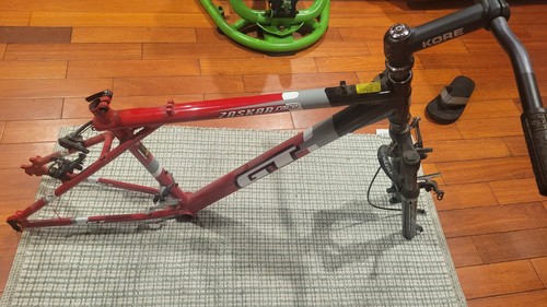 New 2001 zaskar race - zaskar, frame