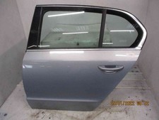 Porte arriere gauche 3T5833055 Skoda SUPERB II