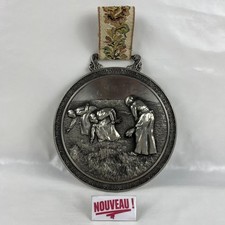 ➜MÉDAILLON/PLAQUE