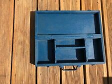 Ancienne caisse à outils vide en bois en très bon état